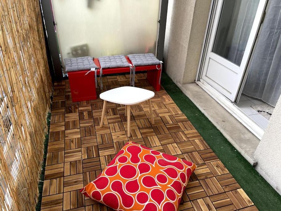 Duplex Moderne Proche De Toutes Commodites Bordeaux Exteriör bild